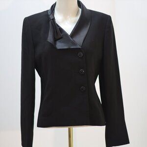 Le Suit Woman Black Jacket Satin Bow Collar V-Neck Buttons Lined Size 8